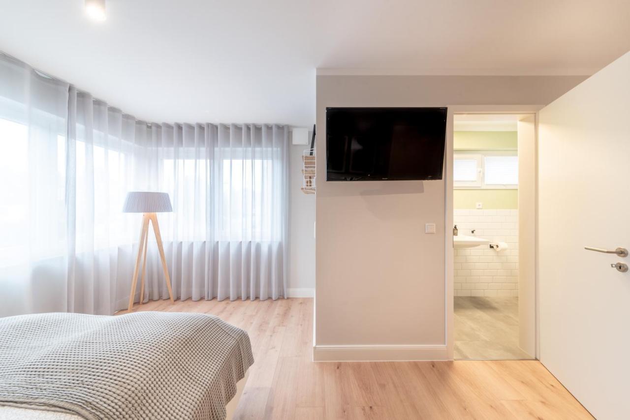 The Woodmans Airport Boardinghouse Aparthotel Дюселдорф Екстериор снимка